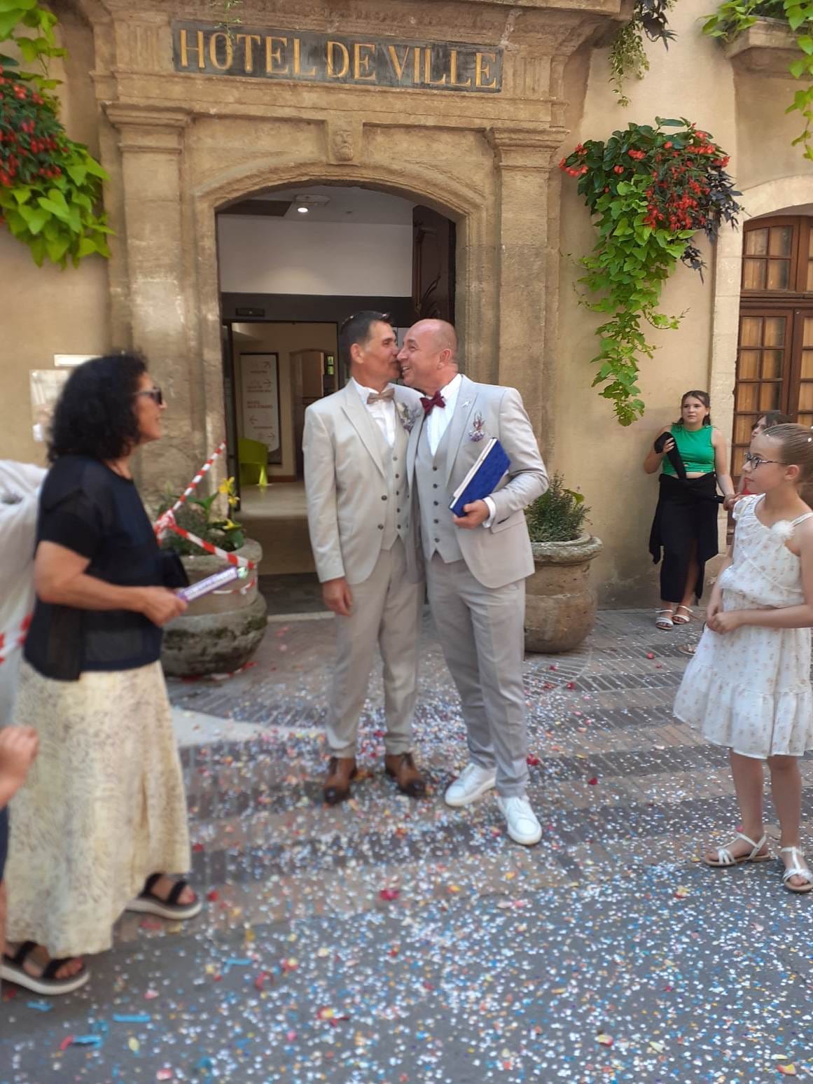 MARIAGE JEAN-MICHEL & VINCENT SAMEDI 24 JUIN 2023 MARIAGE JEAN-MICHEL & VINCENT SAMEDI 24 JUIN 2023